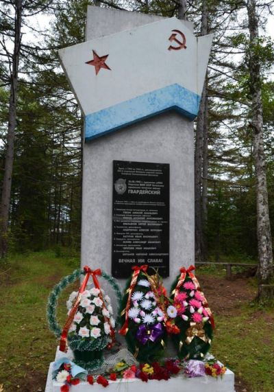 Памятник на месте гибели