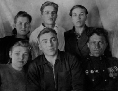 Маркидонов В. Н. с родственниками