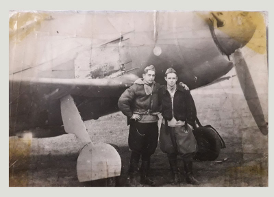 Боевые товарищи Тихонова И.П. 1942 г.