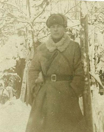 1943 г. Меньщиков С.А. на фронте