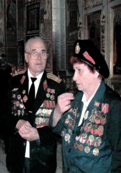 Малыгаев Михаил Григорьевич 2003 г. Встреча ветеранов стрелковой дивизии в городе Короча, Белгородской области