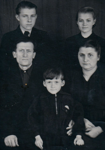 Дроздов Александр Викторович с семьей