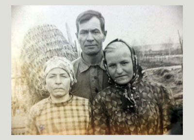 Зайкины с дочерью Идой
