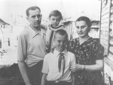 На улице Бийская, 1960 г.