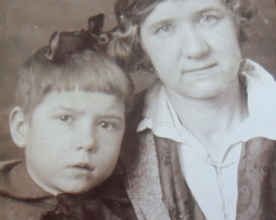 Виноградова Нина, 10 лет г. Балашиха 1941 год. (Воронина Н.К.)