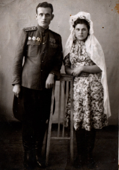 Жирнов С.В. с женой Татьяной в день свадьбы, 2 ноября 1946 г.